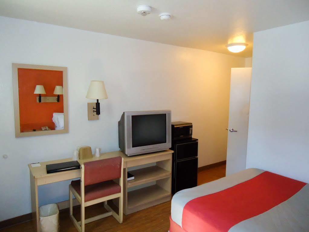 Motel 6-Lumberton, Nc Dış mekan fotoğraf